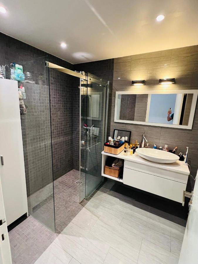 John Homestay Room In Nice Bagian luar foto